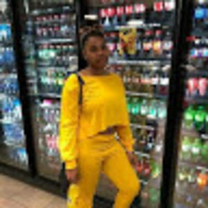 Meet your Posher, Nyia